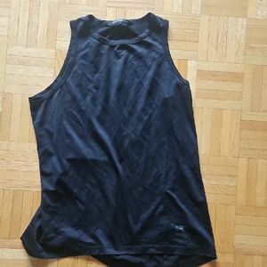 Arc'teryx Black Top